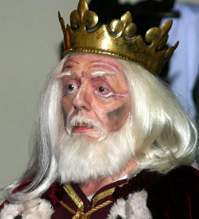 2006TheDresser41.jpg