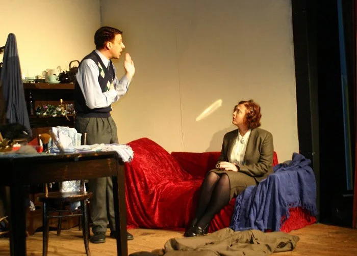 2006TheDresser8.jpg