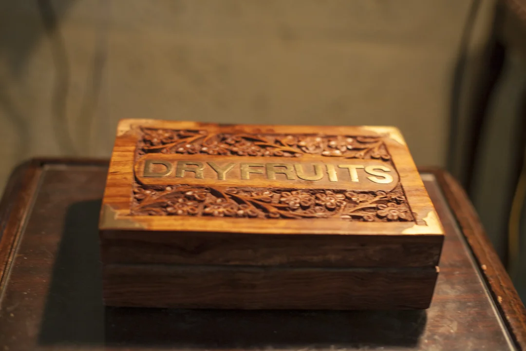 Squealing Dry Fruits