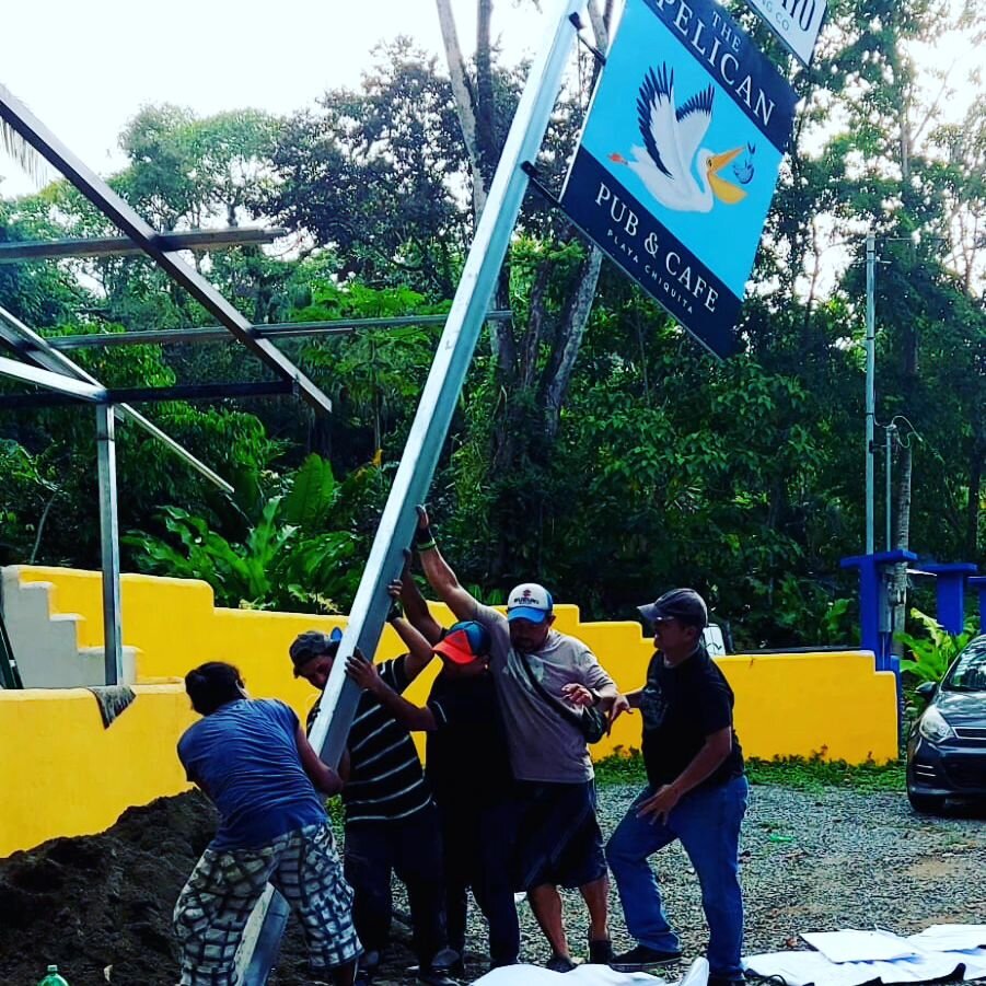 The Sign is up. 
#peurtoviejo #playachiquita #thepelicanpubcafe #wolaba #timhalleycatering #local#carribeanpub #timhalleyrestaurantconsulting