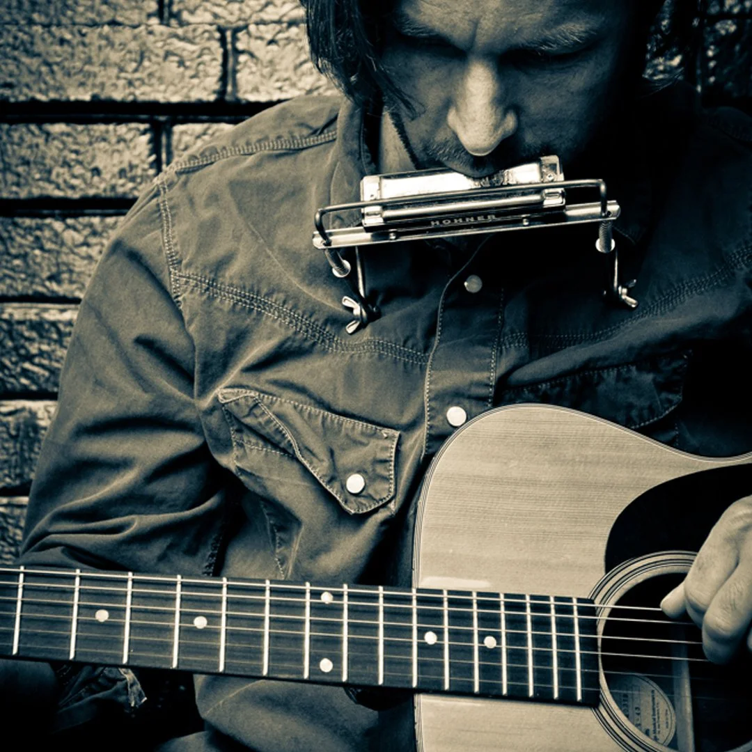 Live Music Fire &amp; Wine: Jason Bible