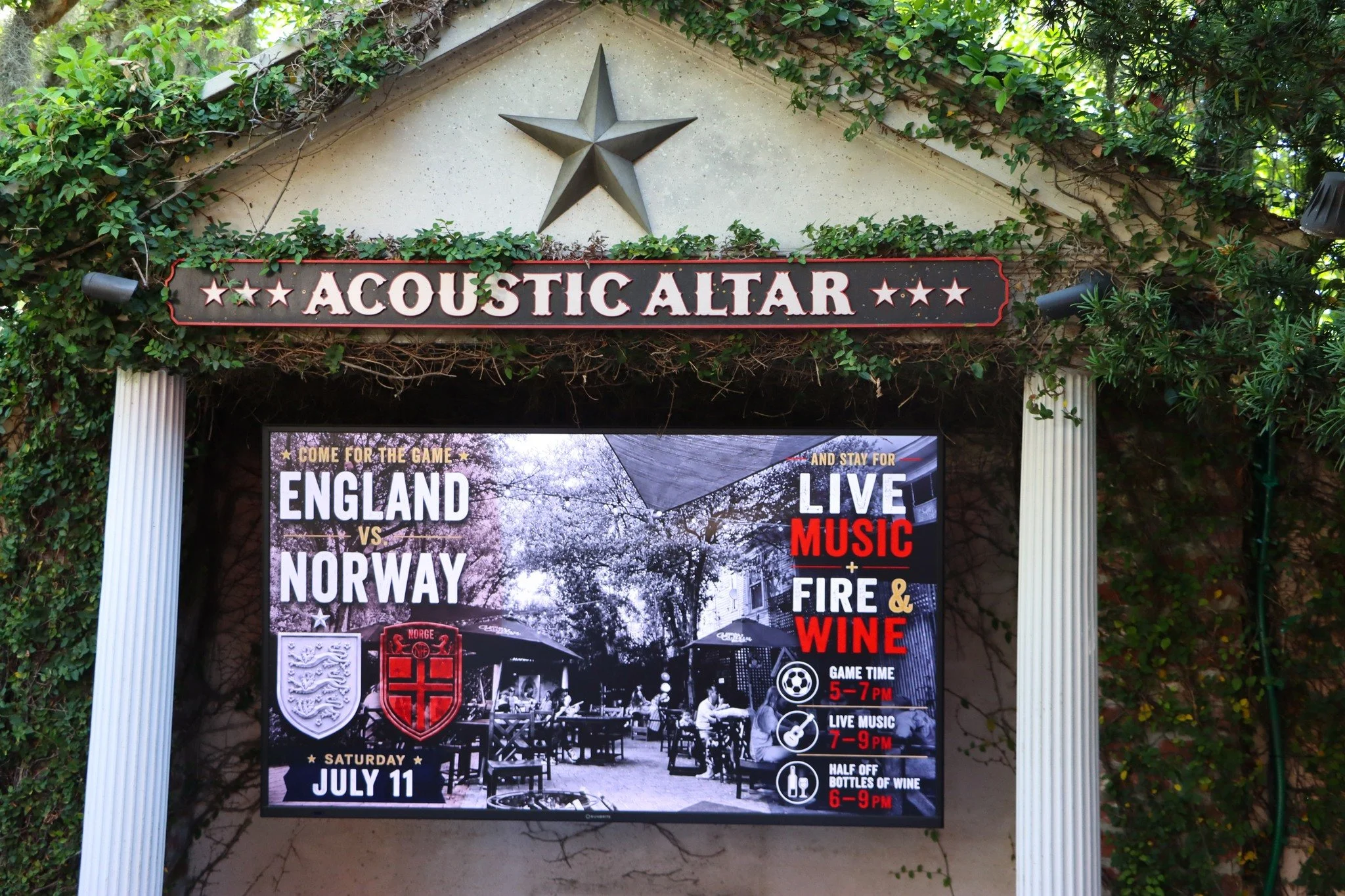 Set your Saturday night plans for Foxy Loxy! ⚽️🍷🔥

Start with the England vs. Norway Watch Party in the courtyard from 5&ndash;7 PM, then stick around for Live Music Fire &amp; Wine featuring The Earthtones from 7&ndash;9 PM.

Plus, half-off bottle
