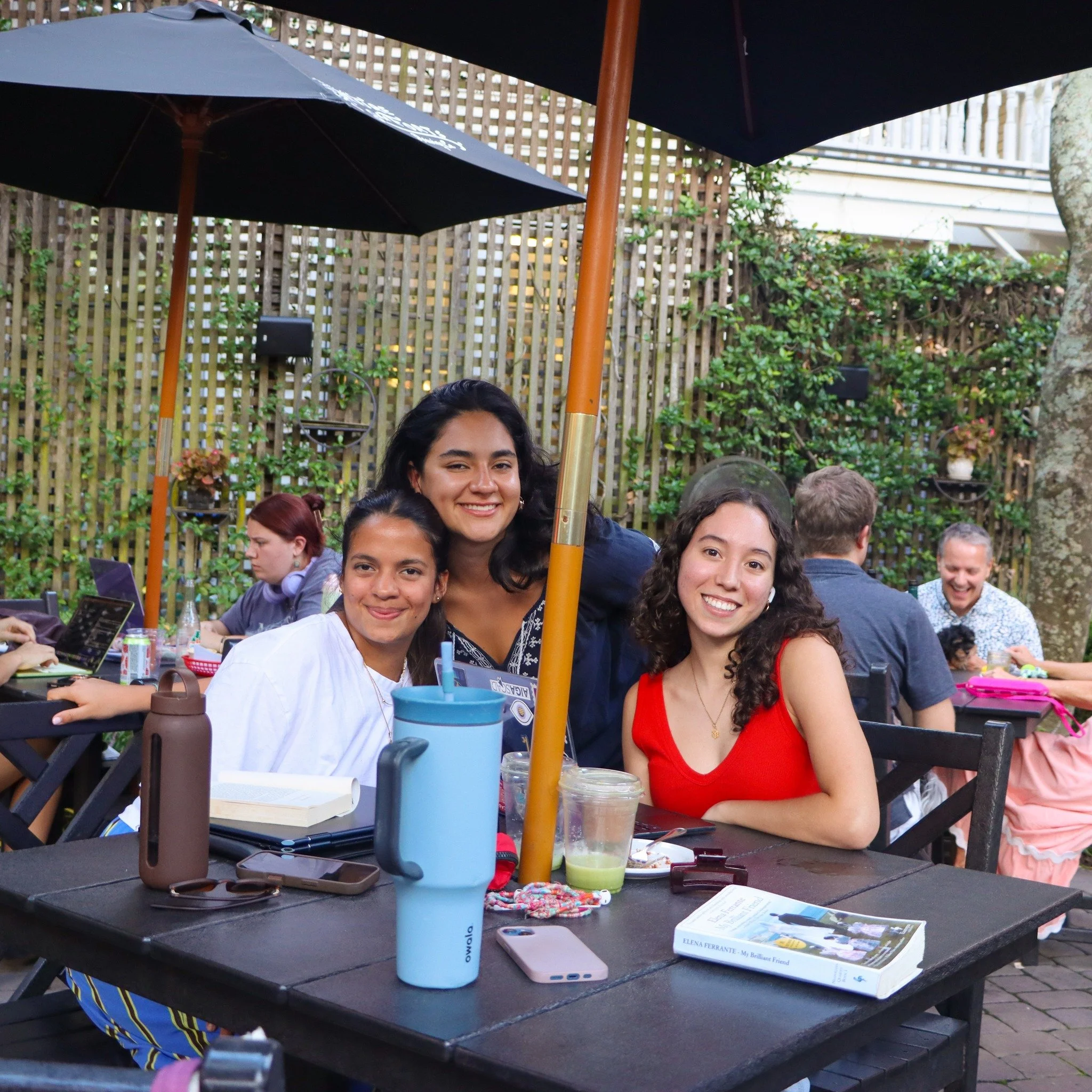 We're wishing all SCAD and Savannah-area university students a great start to fall semester!

Whether you're heading to class, studying, or catching up with friends, we're looking forward to seeing you back at Foxy Loxy. ❤️

#SavannahGA #SCAD #FoxyLo