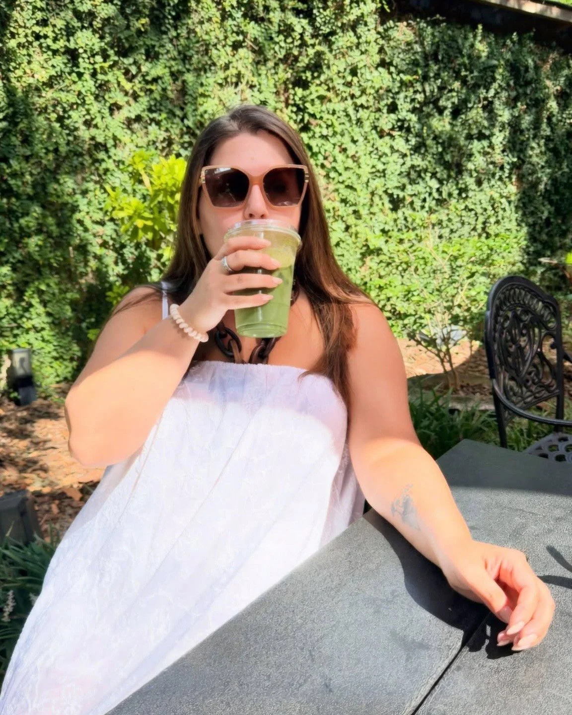Thanks to @laurenkaydebockler for sharing this cozy courtyard moment with us 💚🍵

There&rsquo;s nothing quite like an iced matcha latte and a little time in the courtyard. We love seeing Foxy through your lens, and we're so glad you stopped by.

Mat