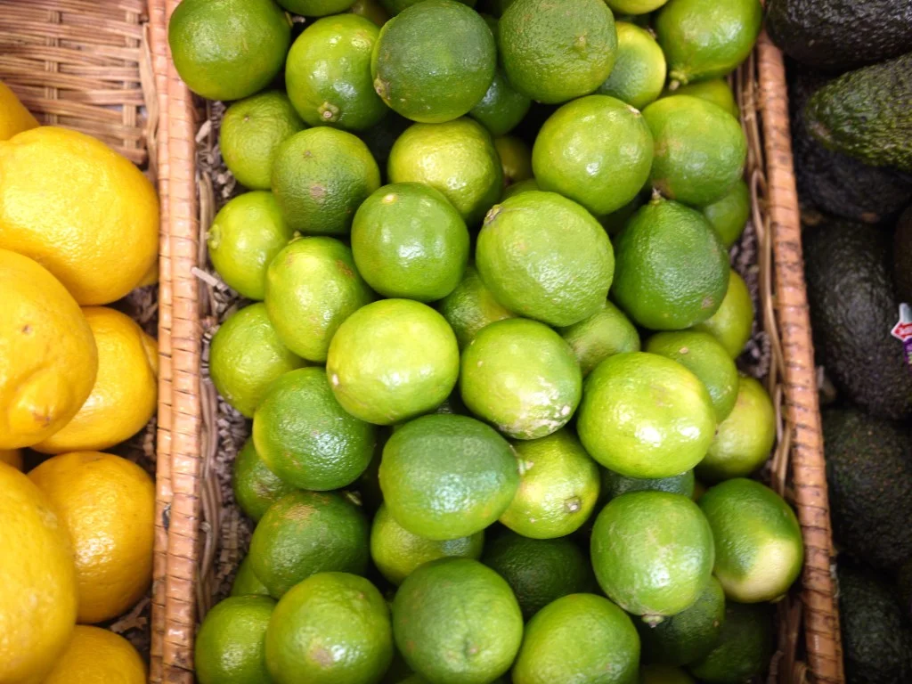 guac-ingredients-2.jpg