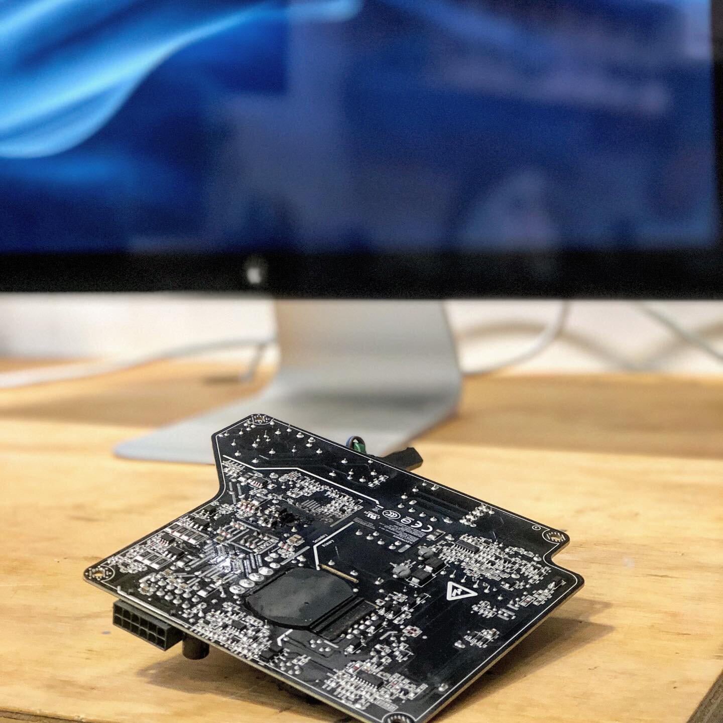 This 27&rdquo; Apple Cinema Display had a power supply meltdown. You can see where it had caught on 🔥 at one point. After replacement and rigorous testing the display is back up and running. #rocketrepair #uwmadison