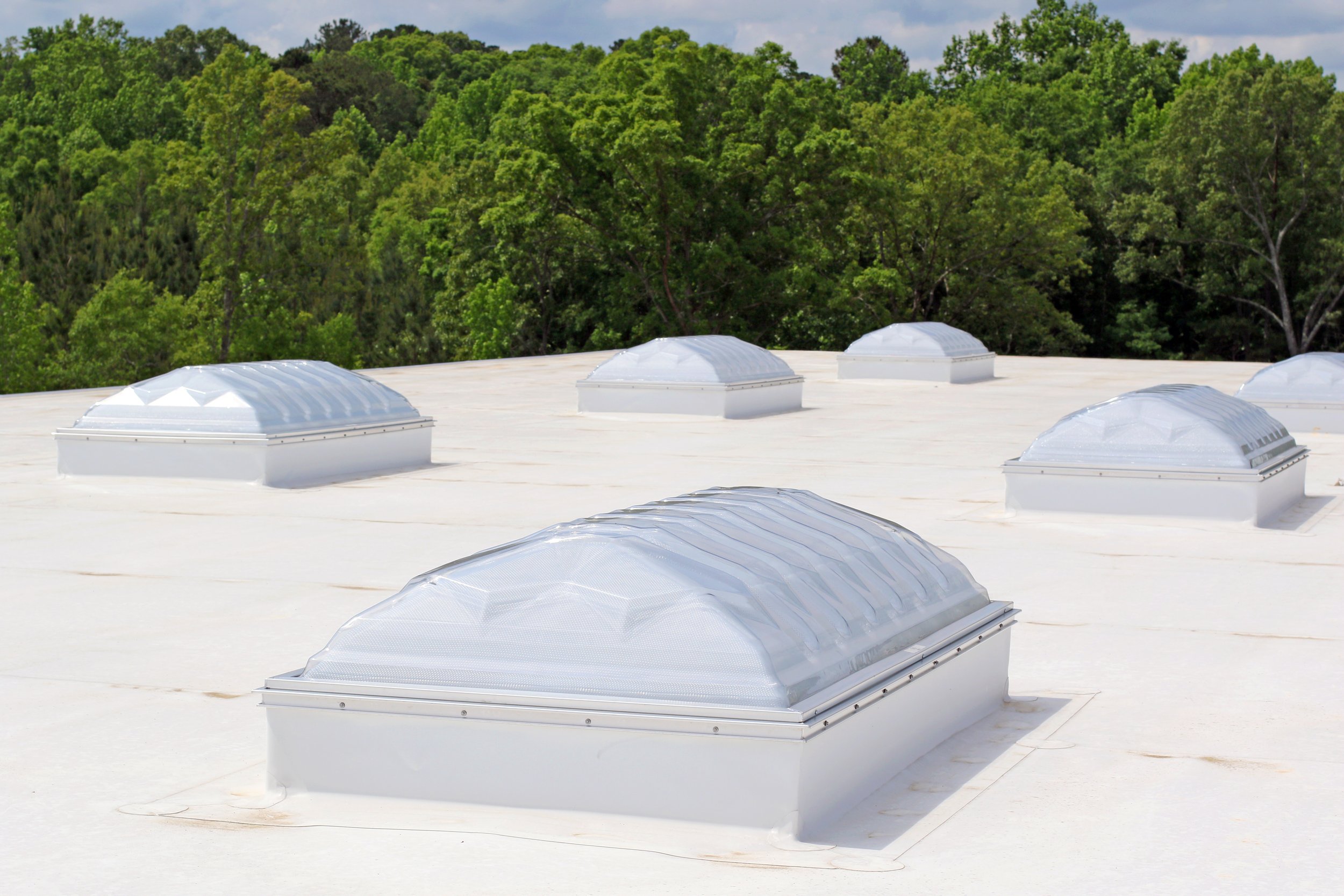 Application-clear-over-prismatic-3773-cd2-Dome-Unit-Skylights-Dynamic-Dome-0521.JPG