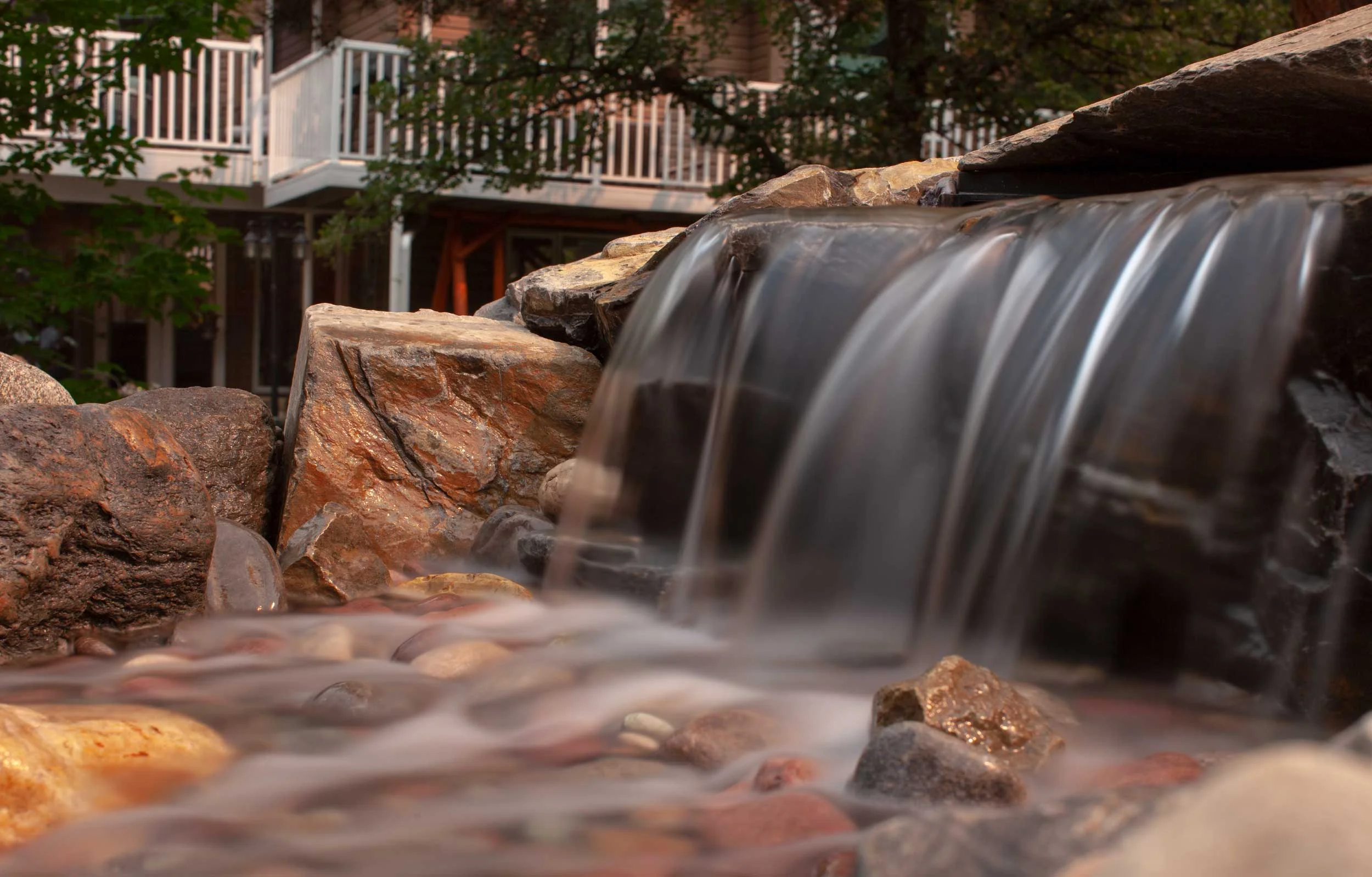 Backyard_Waterfall_Close-up_House_Balcony.jpg