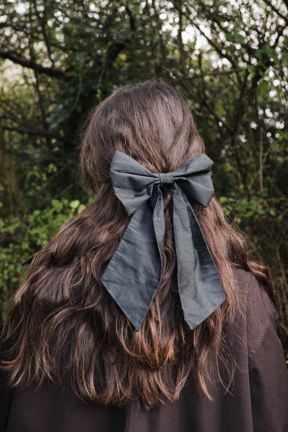 Dupion Silk Bows by Thread Maker — hedge