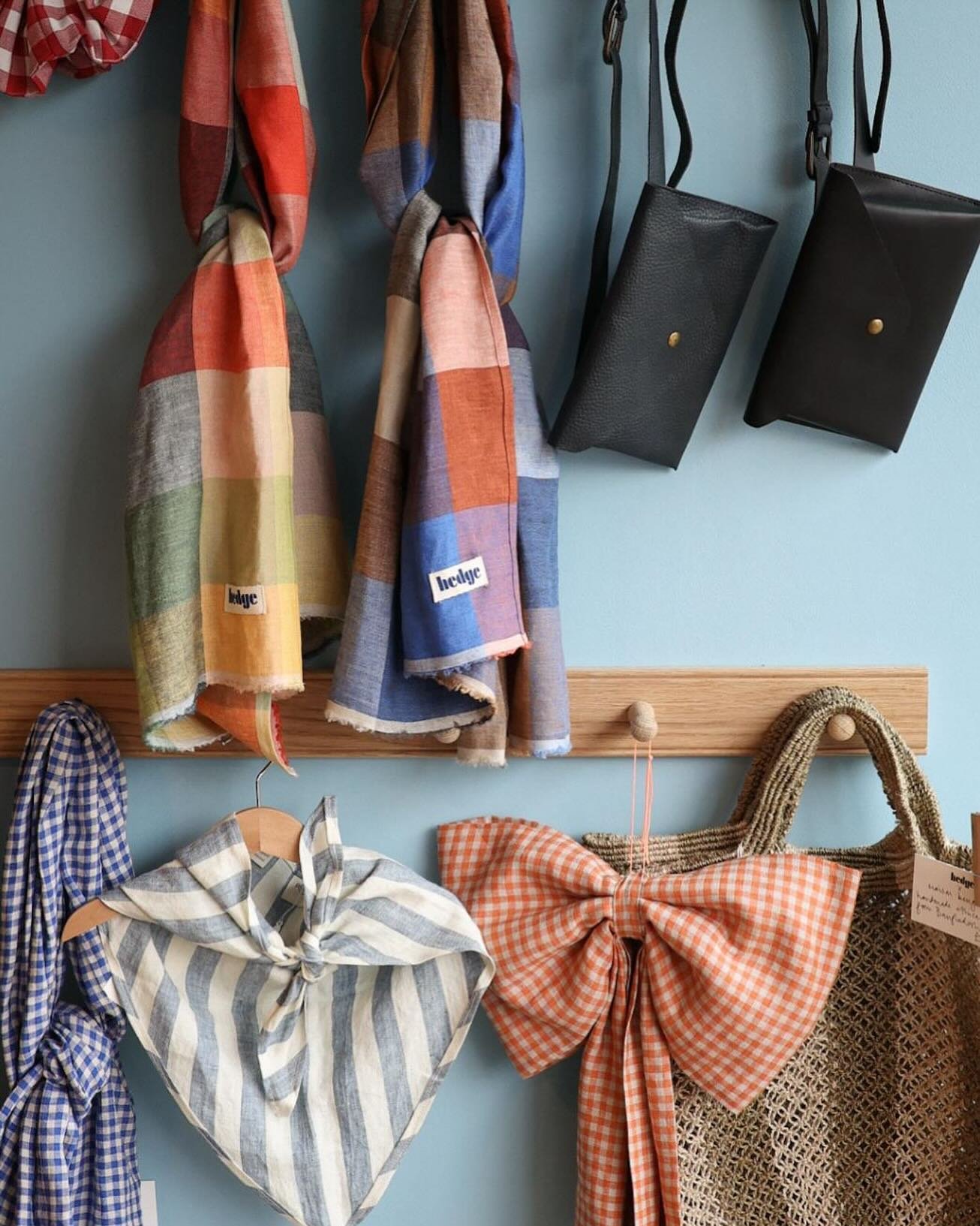 Revitalise your wardrobe this Spring with one key piece from hedge, be it a scrunchie, a bag, a beautiful linen handmade scarf or even a necker (yeah we are still a bit up in the air on what to call the neckerchiefy scarf things but we all want one).