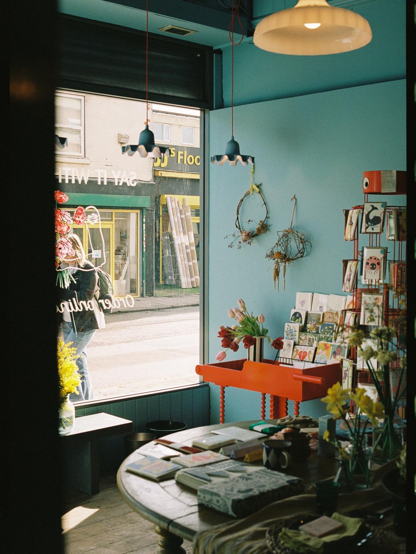 a while ago now but feels like just yesterday, Valentines past
here it was the very talented @keithkaselampao that captured the shop so beautifully ✨