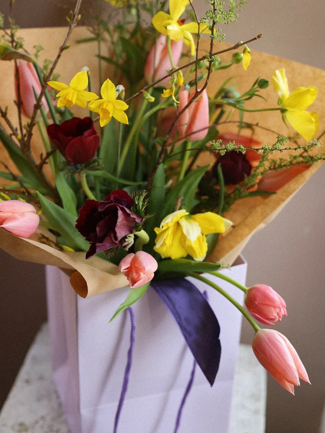 Lucky mums 💝
If you didn&rsquo;t pre-order one of these beauties we&rsquo;ll have some grab and go bouquets in the shop tomorrow as well as bunches of narcissi