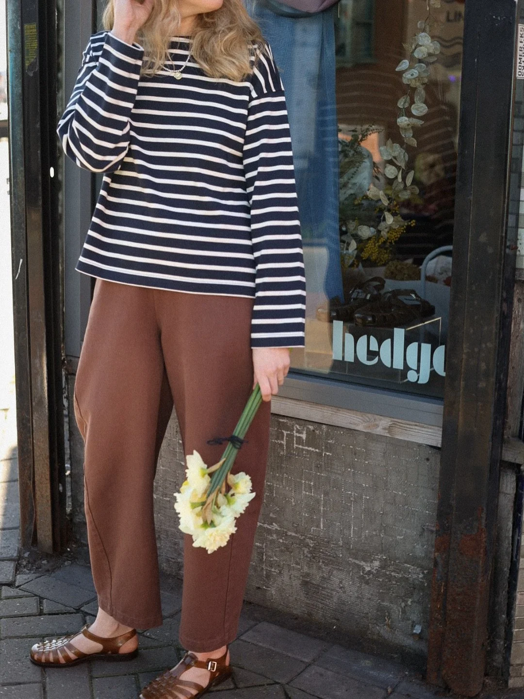 This whole look from top to toe 👌 we&rsquo;ve dug out our sunchauvre sandals and there&rsquo;s more of the clogs and mules on their way (the wise among you have pre ordered them already) Oh and you are going to LOVE what&rsquo;s coming to hedge in t