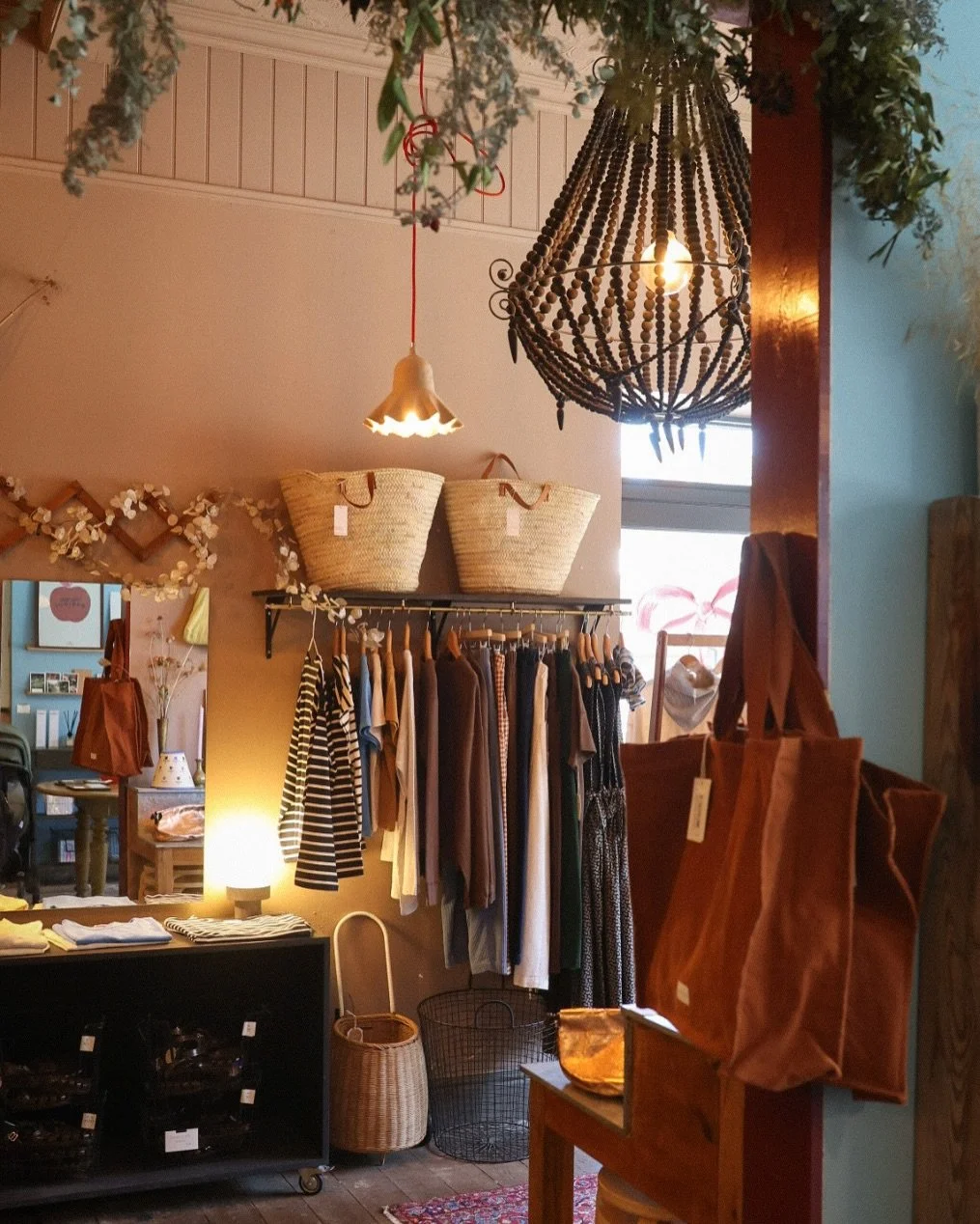 The mirror is up and the clothes have a new home - more things landing very soon 👀 but for now it&rsquo;s looking very lovely in our stirchley bricks and mortar. 

Come and see us, it&rsquo;s been rather quiet since loaf moved 💔 
Flowers will be ar