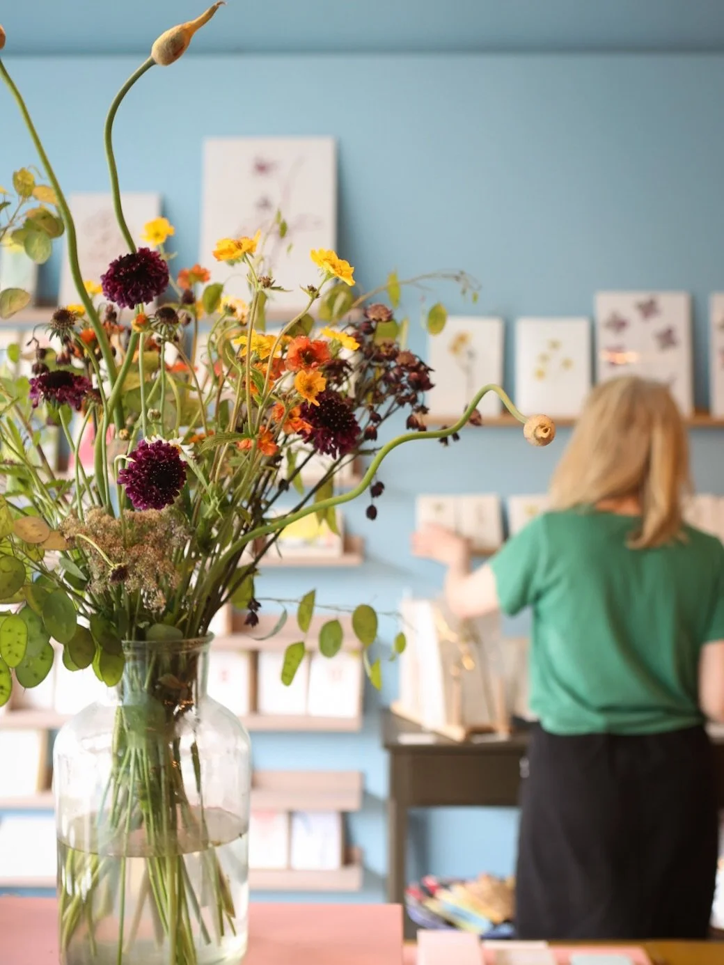 this week at hedge 💐&hellip; we&rsquo;ve added lots of new pressed flower cards and prints to the shelves, with lily of the valley being our new favourite (pressed violas are a close second) a really beautiful way to preserve flowers and use those t