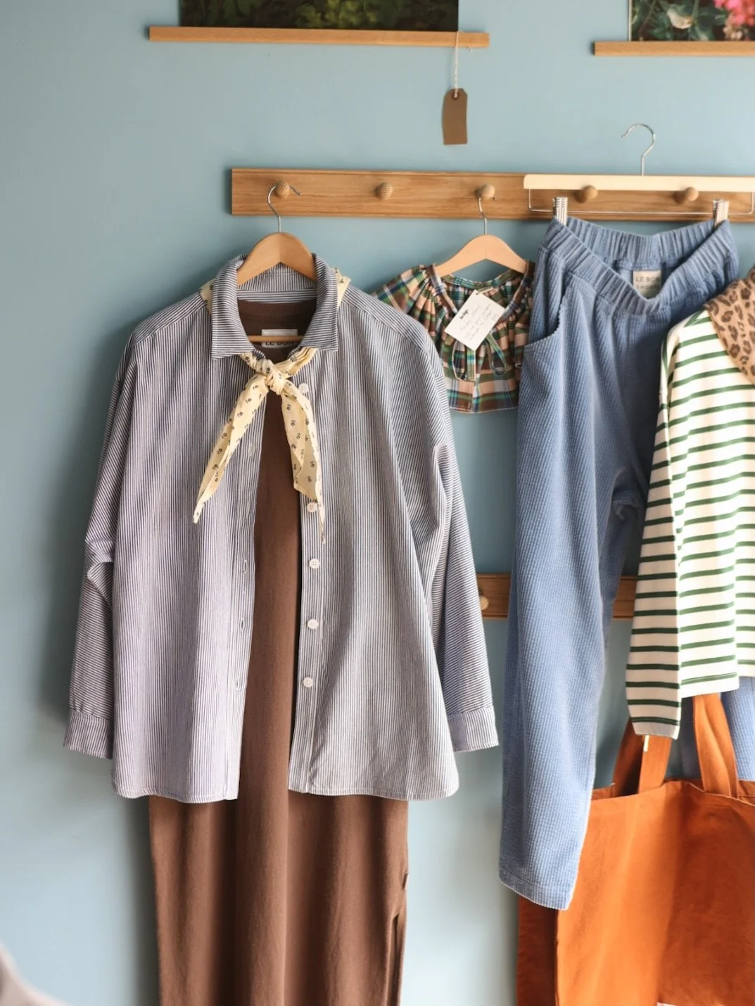 We&rsquo;re back after our summer break and excited for the new season here at hedge. We love this time of year and autumn dressing is probably our favourite, it&rsquo;s all about layering and wearing our favourite knits 🧶 

ALSO flower club starts 