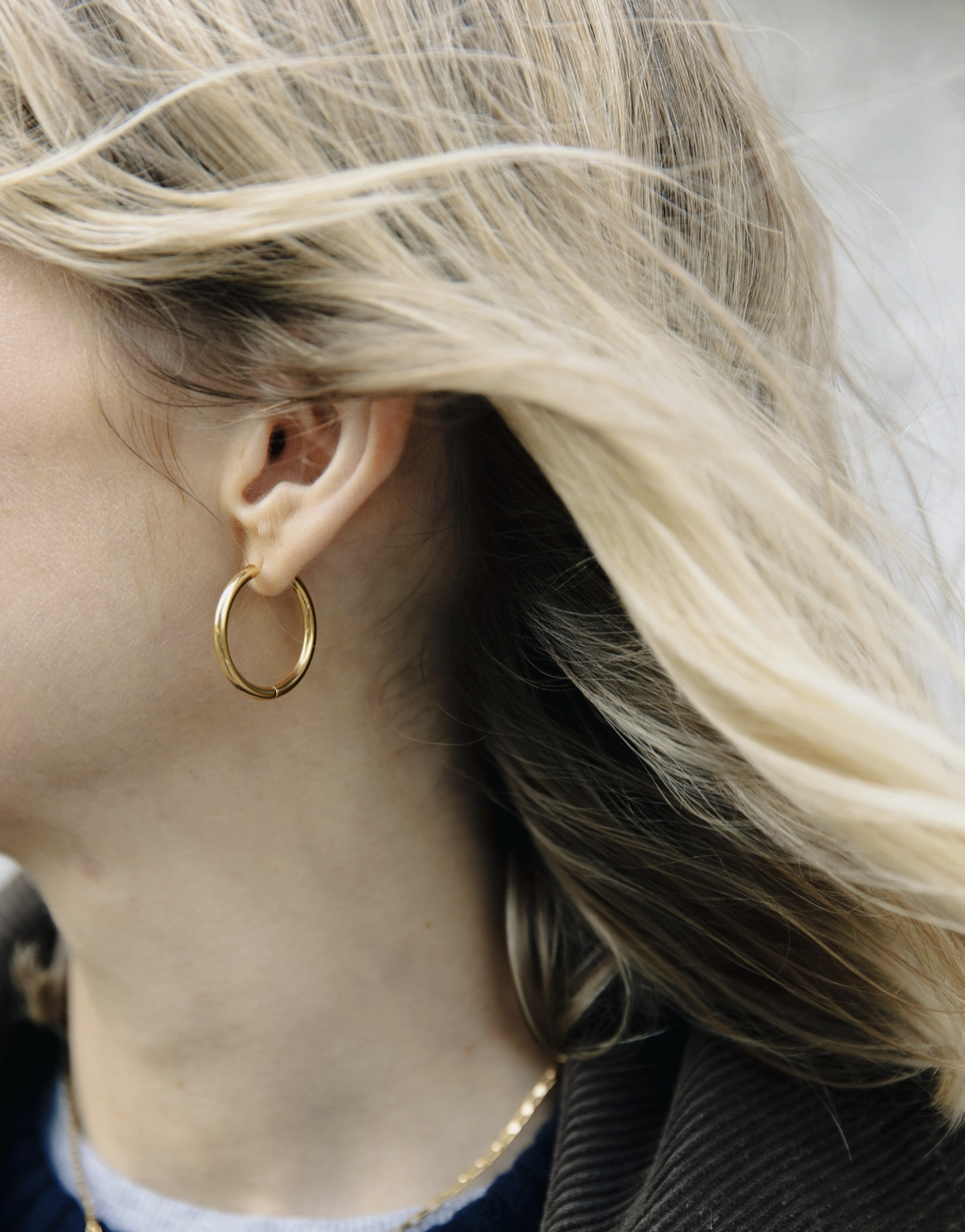 Gold Everyday Hoop Earrings - Large