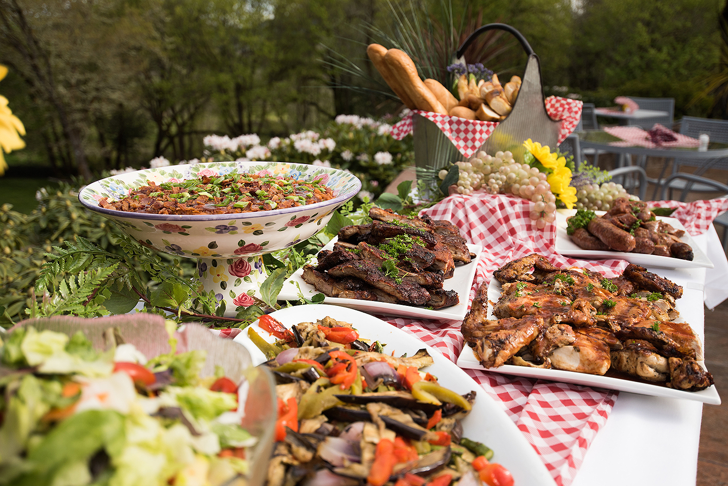 BBQMelroseVineyardSummerIssue-43_v1_current.jpg