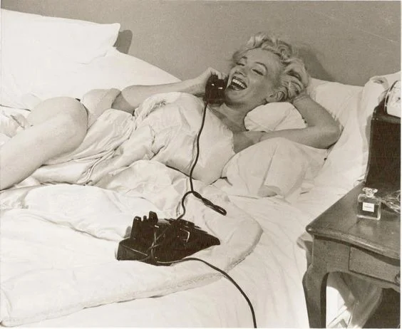Marilyn-Monroe-Chanel-no.-5.jpg