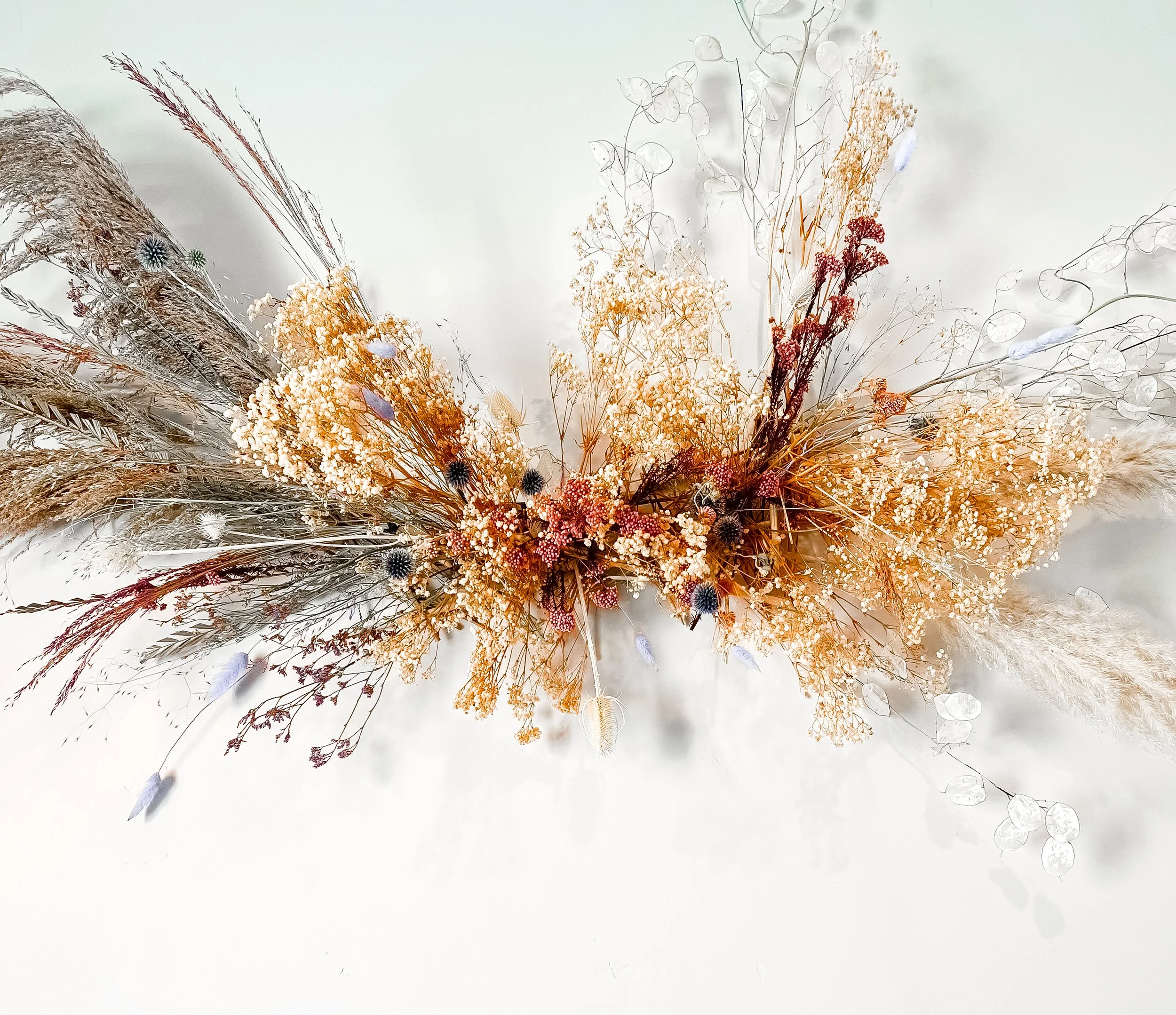 bedroom, guest bedroom, guest, modern, design, decor, accent wall, floral, installation, floral installation, dried flowers, office