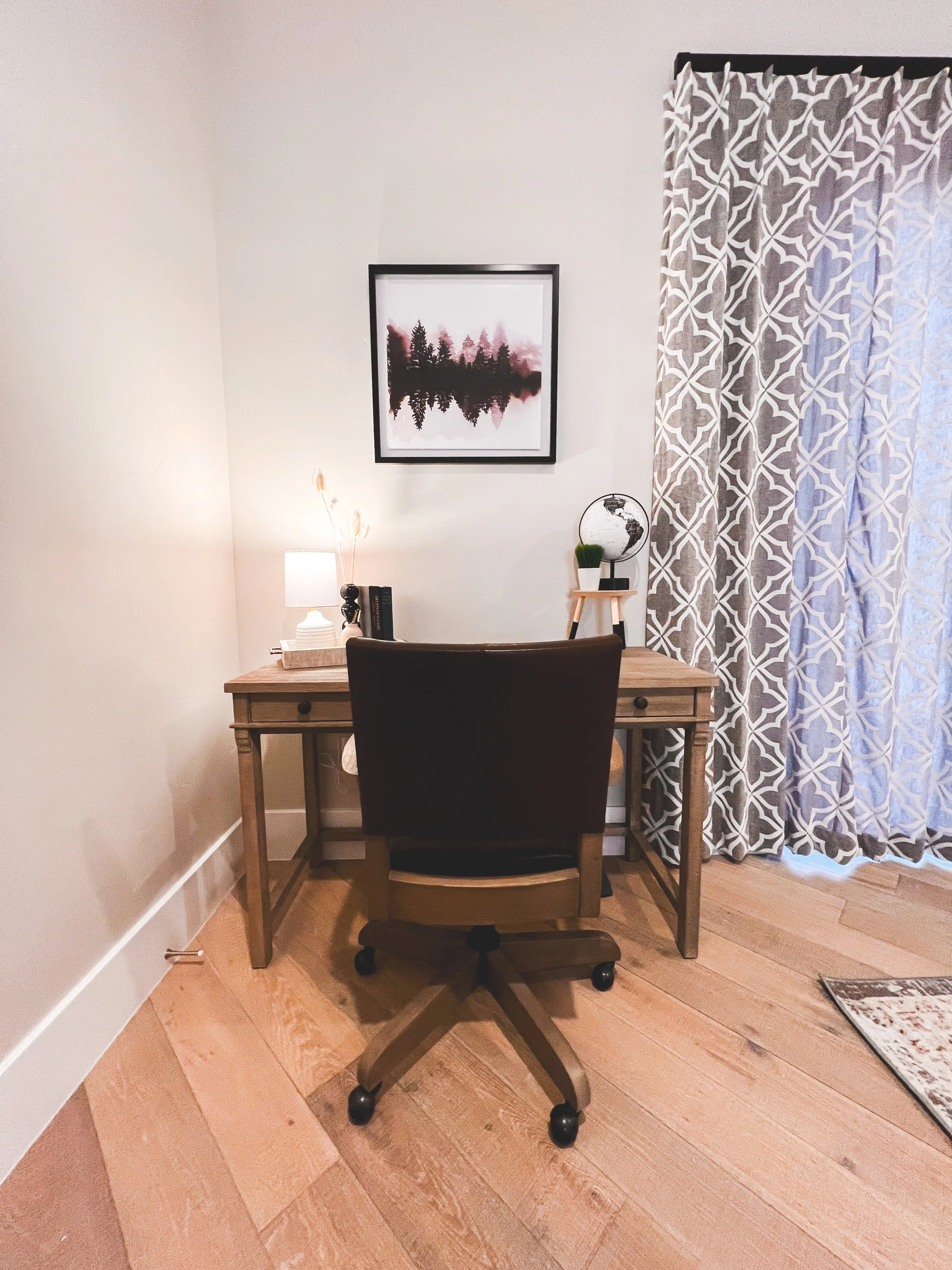 bedroom, guest bedroom, guest, modern, design, decor, accent wall, floral, installation, floral installation, dried flowers, office