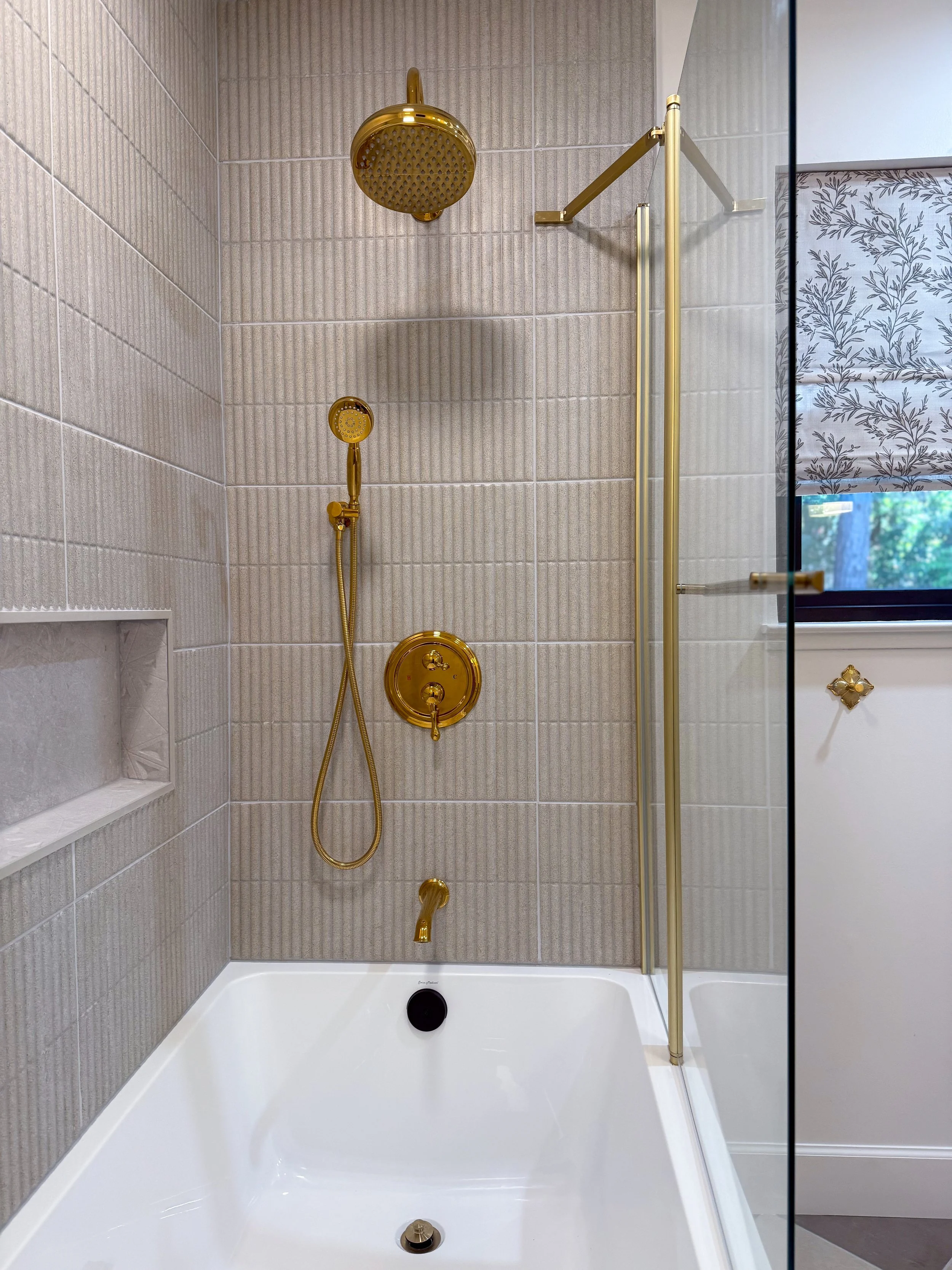 guest bathroom remodel, bathroom renovation reveal, full bathroom remodel before and after, small bathroom renovation ideas, luxury guest bathroom, French country bathroom design, Parisian style bathroom, patterned bathroom design, checkered tile