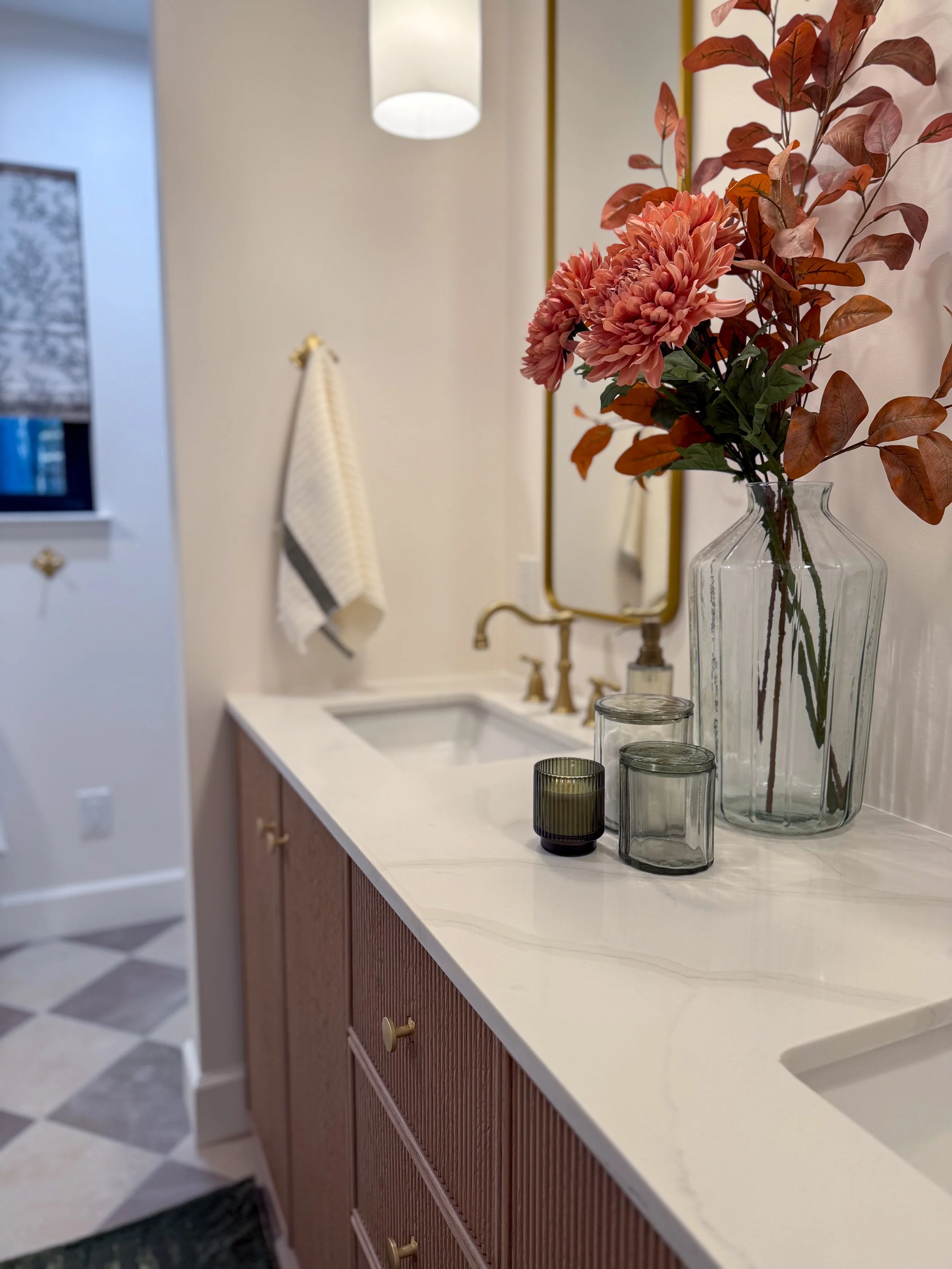 guest bathroom remodel, bathroom renovation reveal, full bathroom remodel before and after, small bathroom renovation ideas, luxury guest bathroom, French country bathroom design, Parisian style bathroom, patterned bathroom design, checkered tile