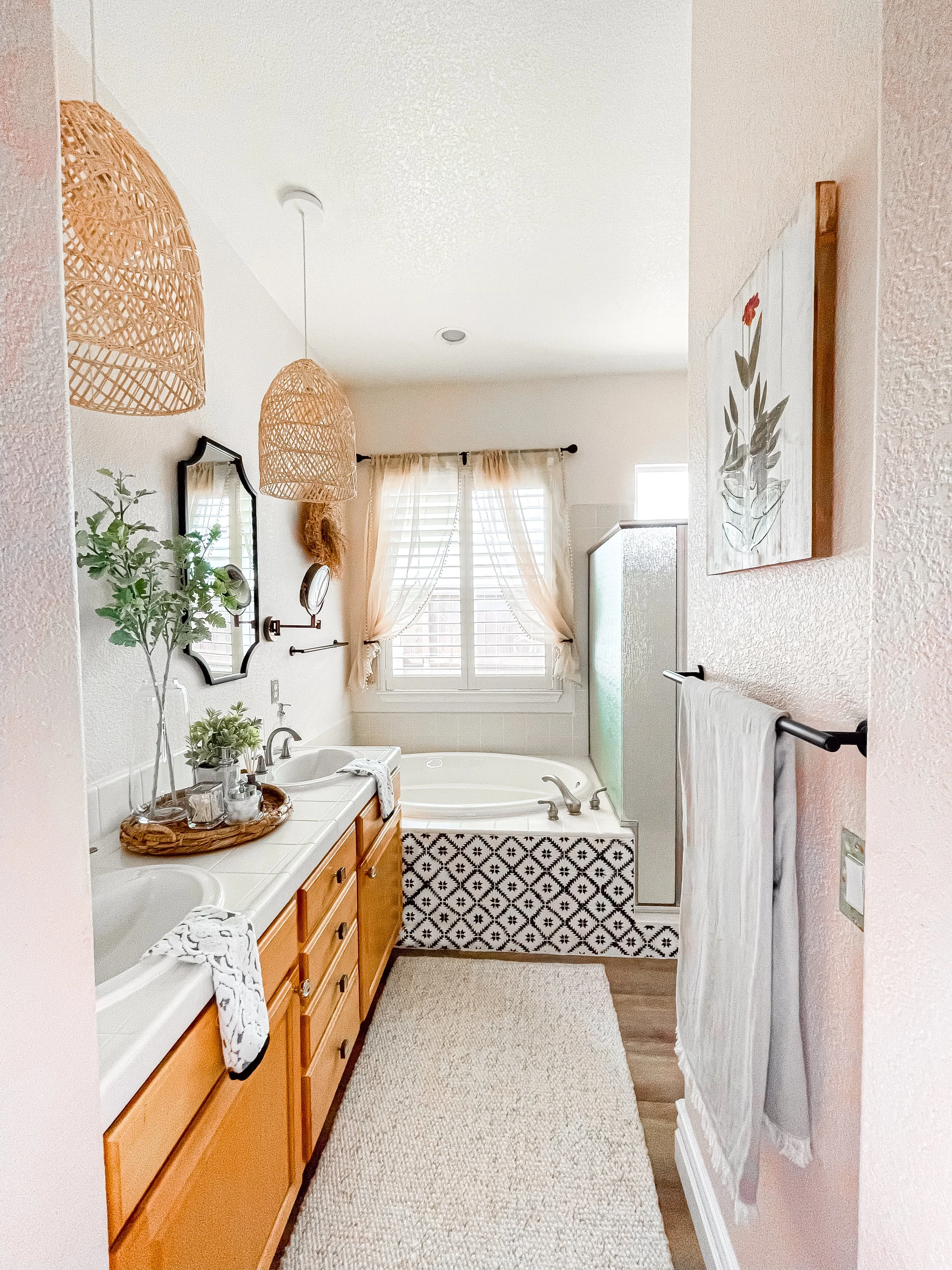 bathroom, remodel, bathroom remodel, facelift, mediterranean, decor, design, boho, tile, paint
