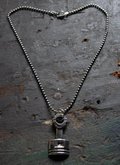 Piston Necklace M.jpg