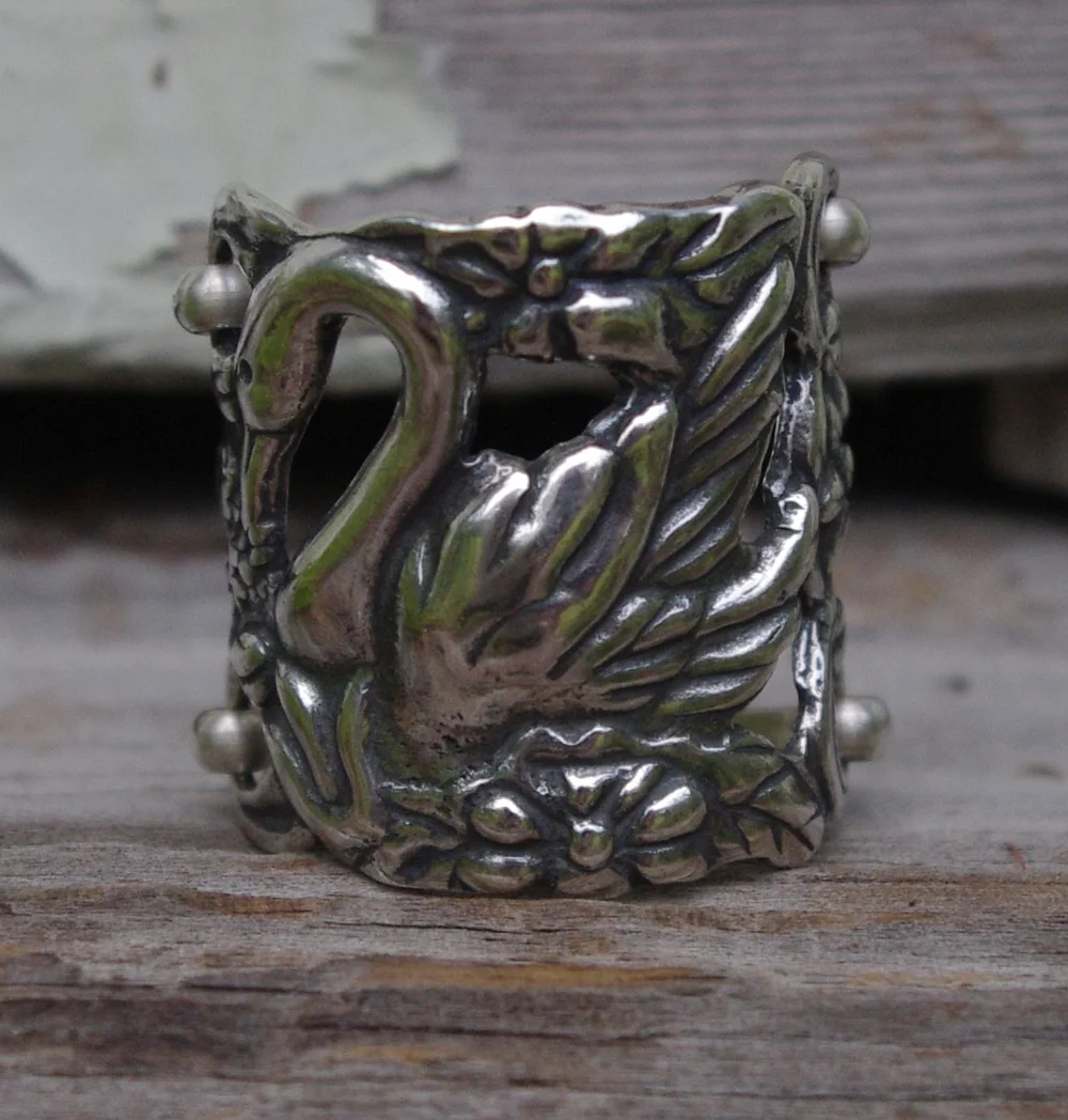 Sybil Ring L.jpg