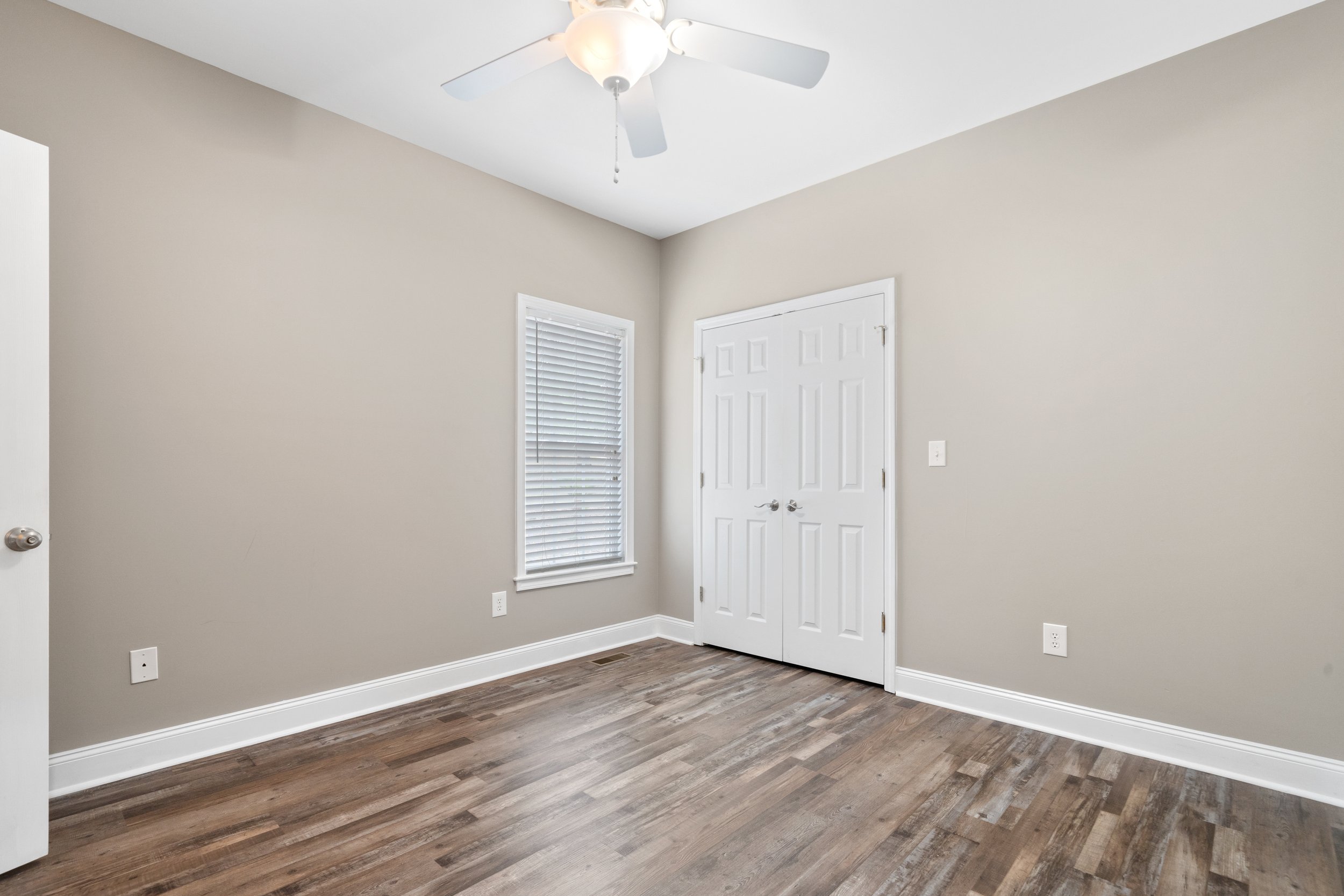 441 Southern Walk-06605.JPG