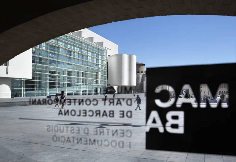 View of the Barcelona Museum of Contemporary Art (MACBA) from MACBA Centre d’Estudis i Documentació (CED)