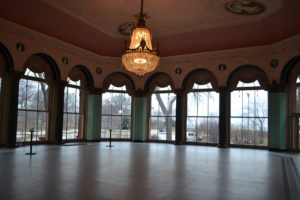 Zen Yoga Garage Benefits Of Meditating In Nature Chicago Parks