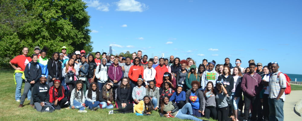 Youth Programs: Student Volunteers Clean 41st Street Beach at Caring For Our Coast