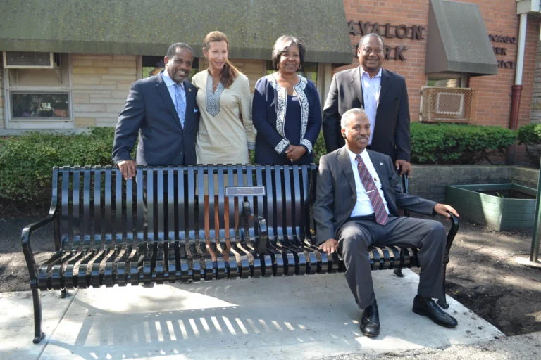 Zeke Morris, Chicago Association of REALTORS® Past President; Willa Lang, Chicago Parks Foundation; Alderman Michelle Harris of the 8th Ward; Alderman Roderick T. Sawyer of the 6th Ward; Sidney Maner, Marion Maner’s son