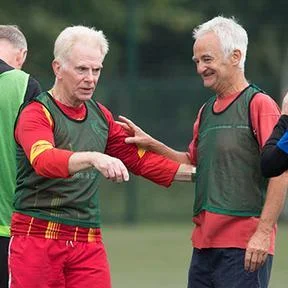 Former Scotland internationalist Jimmy Bone visits Stirling walking football group