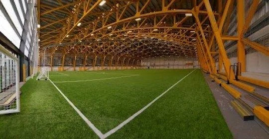 28762-Ravenscraig-Regional-Sports-Facility-aGNRp.jpg