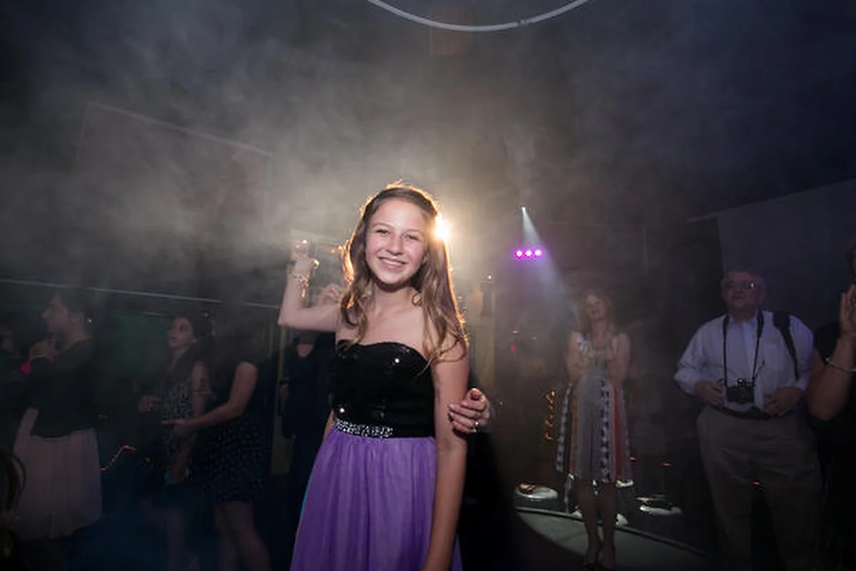 114_alex_party_180.JPG