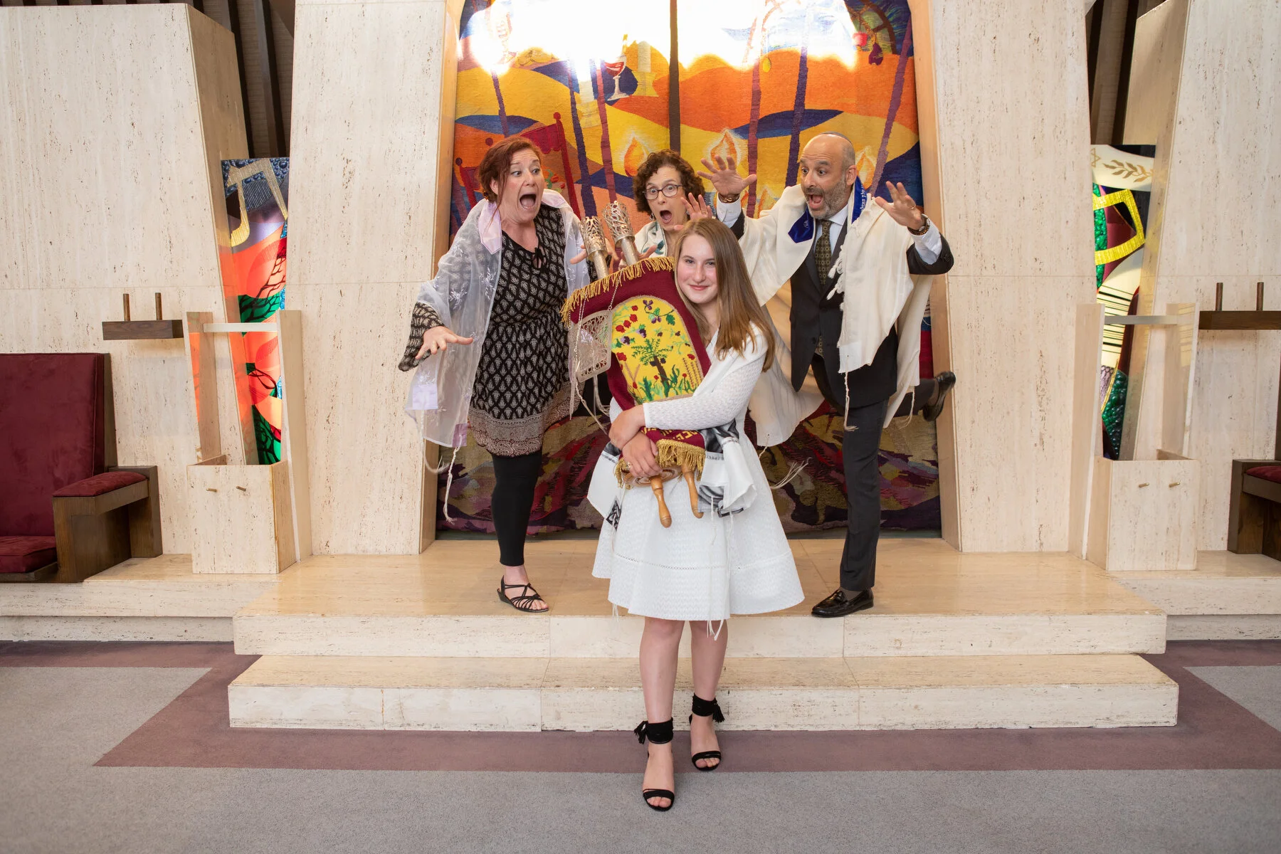 ELSA BMZ temple 048.JPG