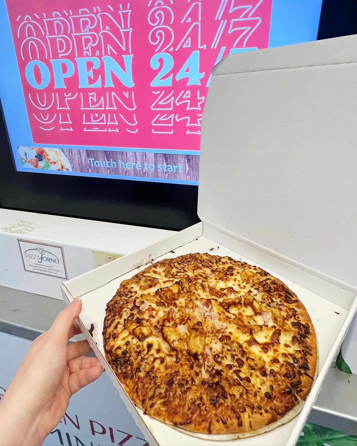 Shaved Ice 12-8
Pizza 24/7 🥲

@weekleysshavedice 
@thepizzaforno 

⏰OPEN 12-8 everyday 
📍Manvel, TX 
🚘Drive-Thru 
#manvel #manveltx #shavedice #weekleys #weekleysshavedice #snowcones #notsnowcones #htx #houstontx #houstondesserts #pearlandtx #alvi