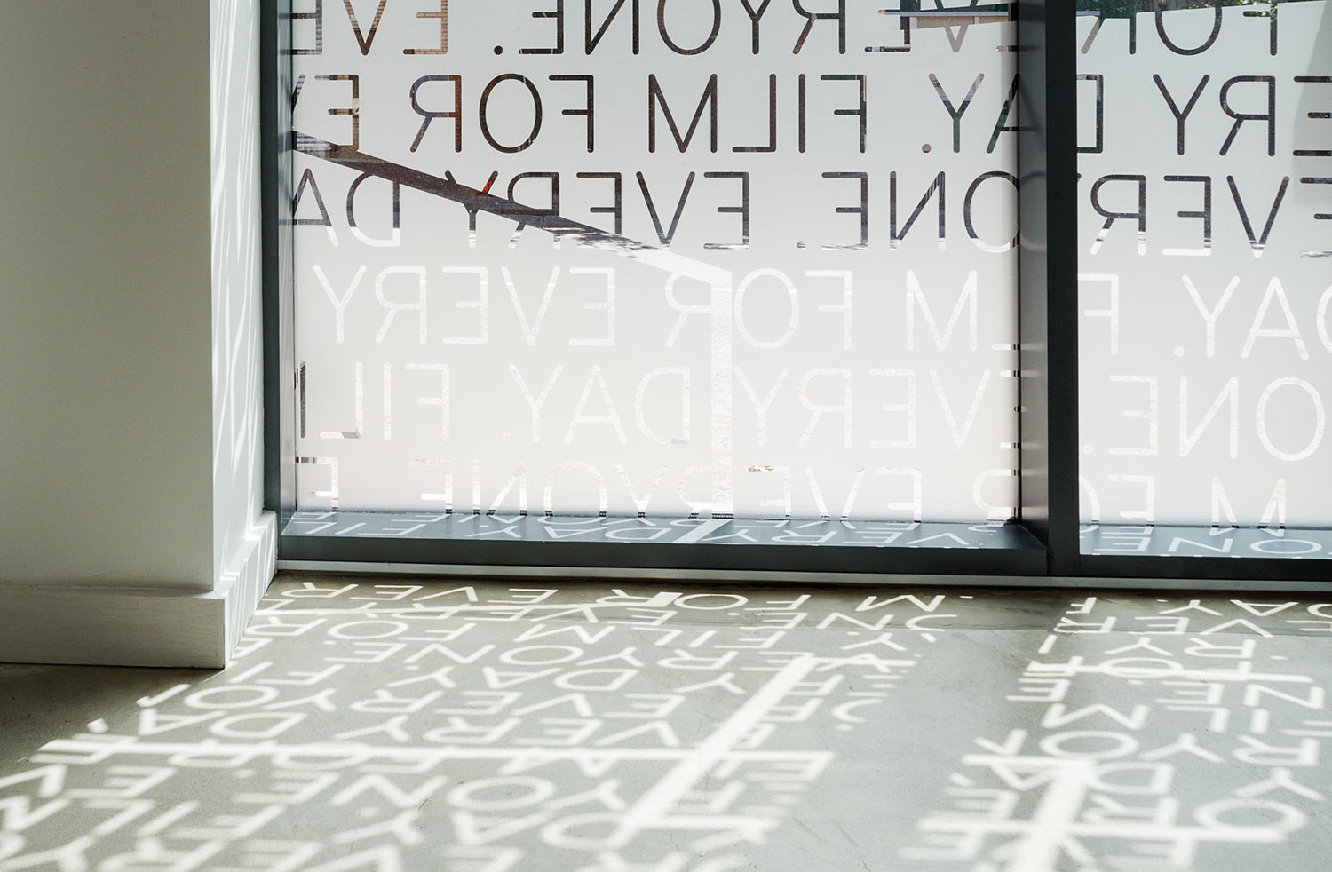 Parkway.Lounge_window1b.jpg