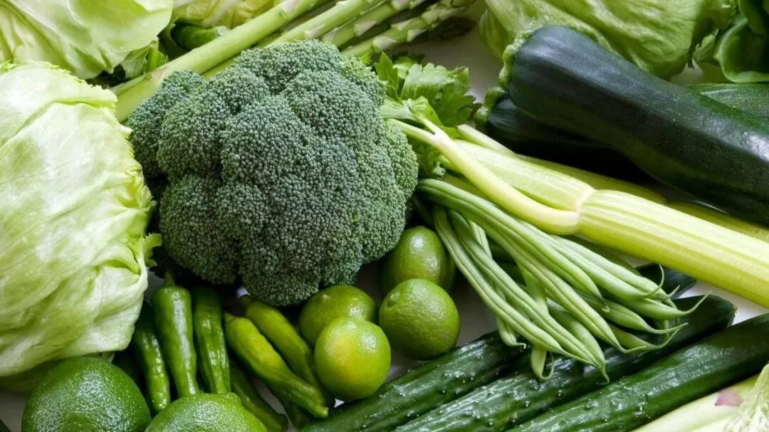 Greens That Give You Glow: The Detox–Hormone Connection