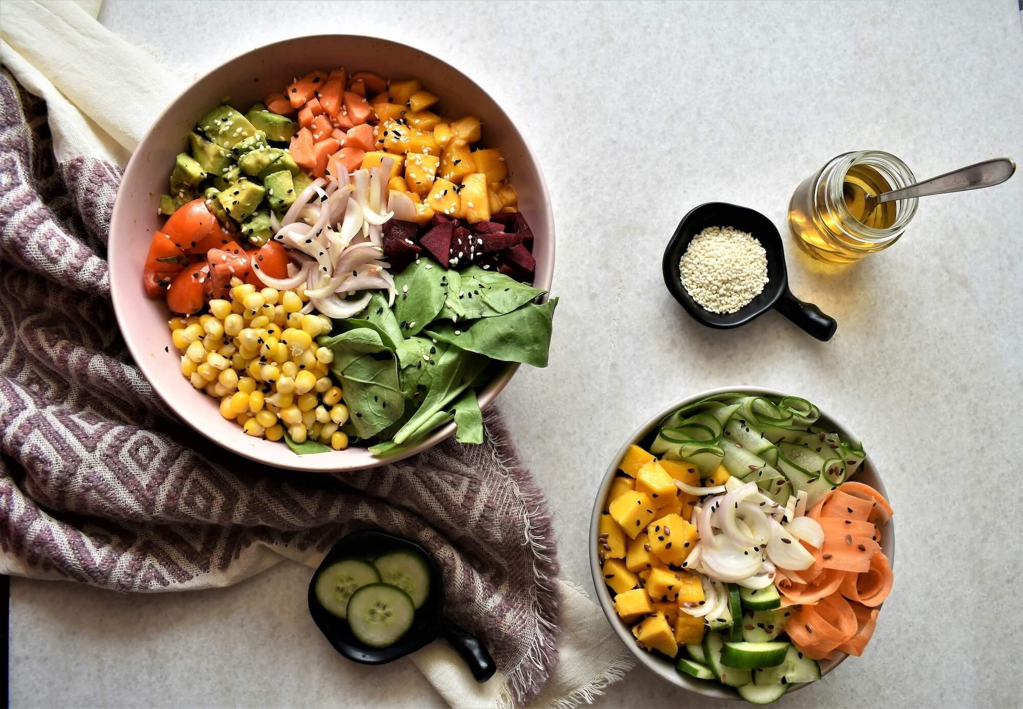 kick-it-green-salad-bowls-that-balance-and-boost-opt.jpg