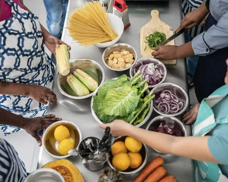 From Kitchen Chaos to Culinary Confidence: Why a Cooking Class is a ...