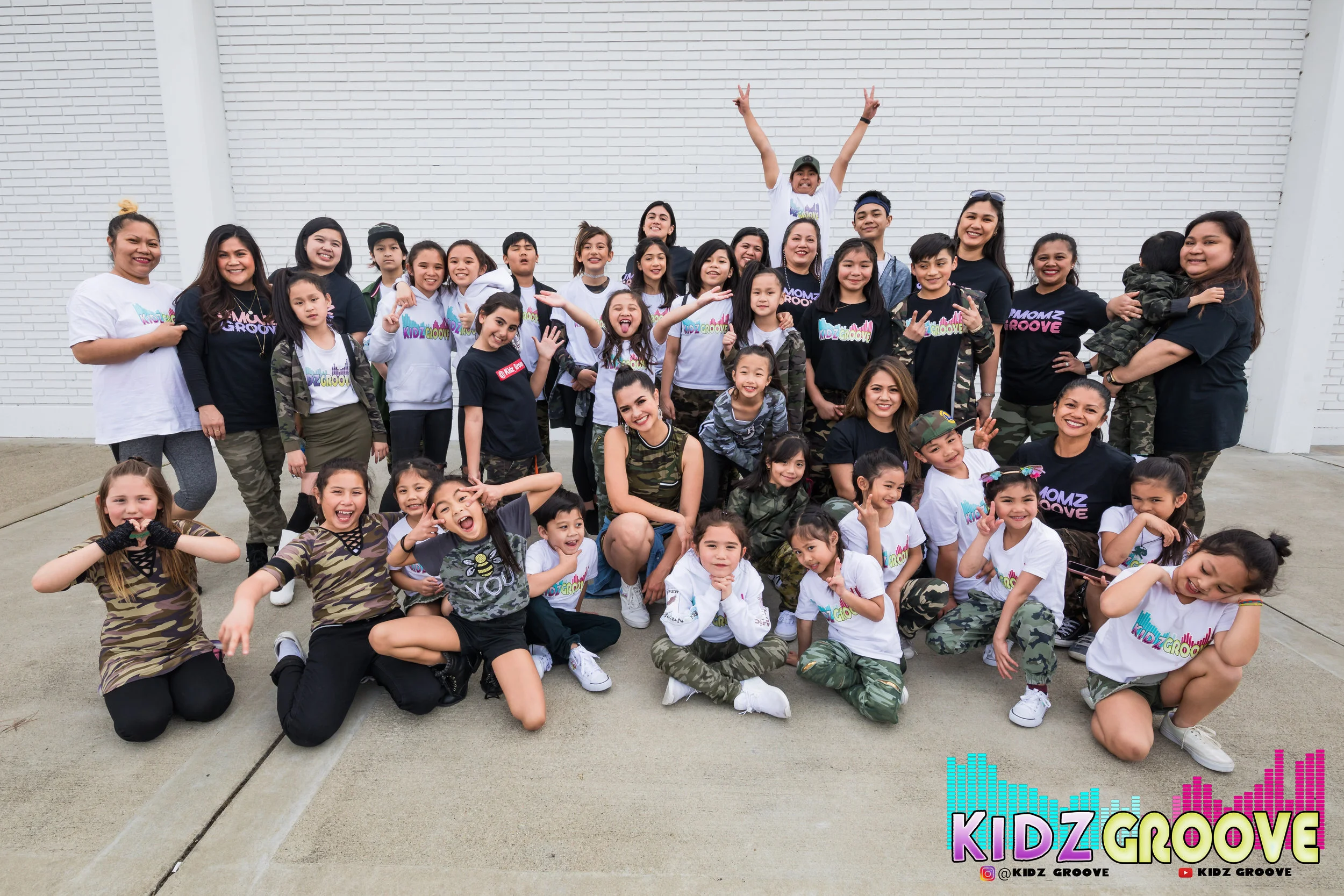 Dance with Kidz Groove!
