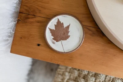 Ceramic Maple Leaf Plate