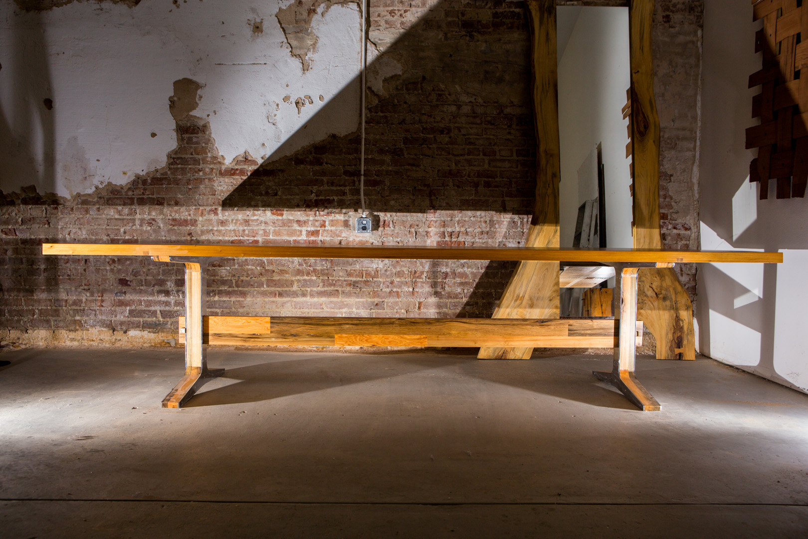 Tons.of_.Furn_.Less_.Orange.0081.color_.jpg