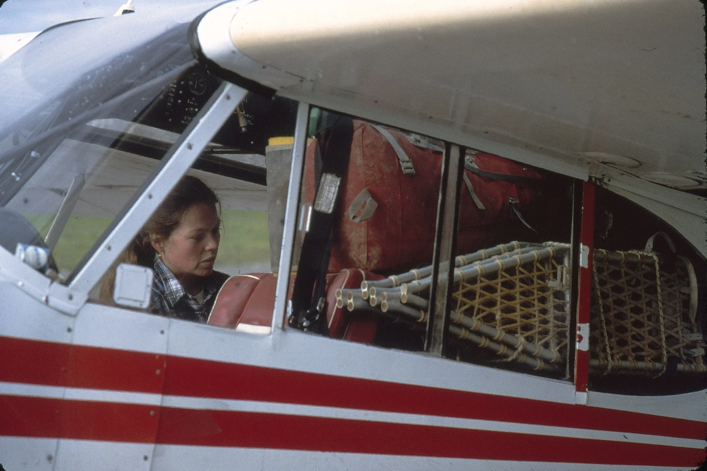 98 Cub load to glacier.jpg