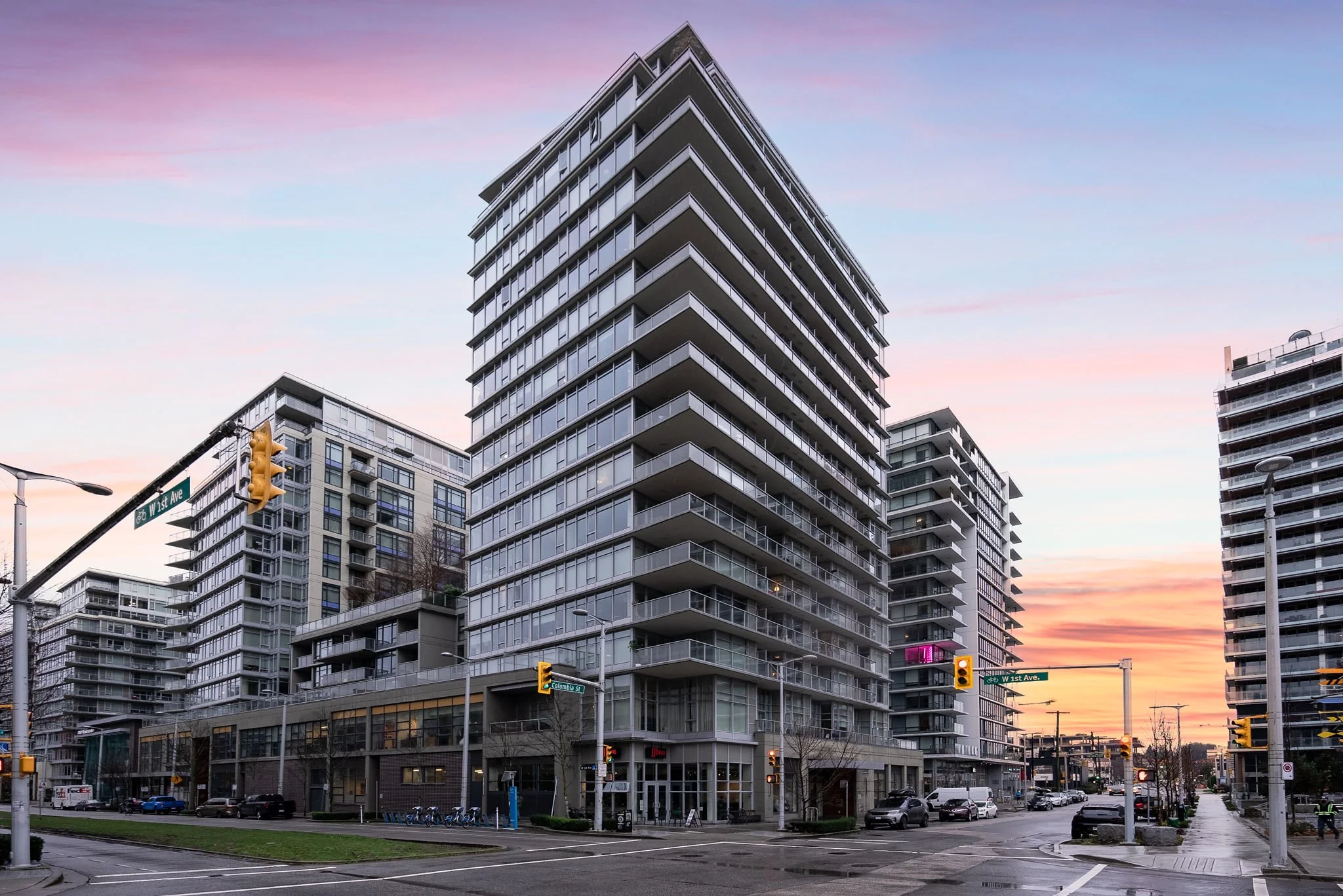 1708ColumbiaSt-1.jpg