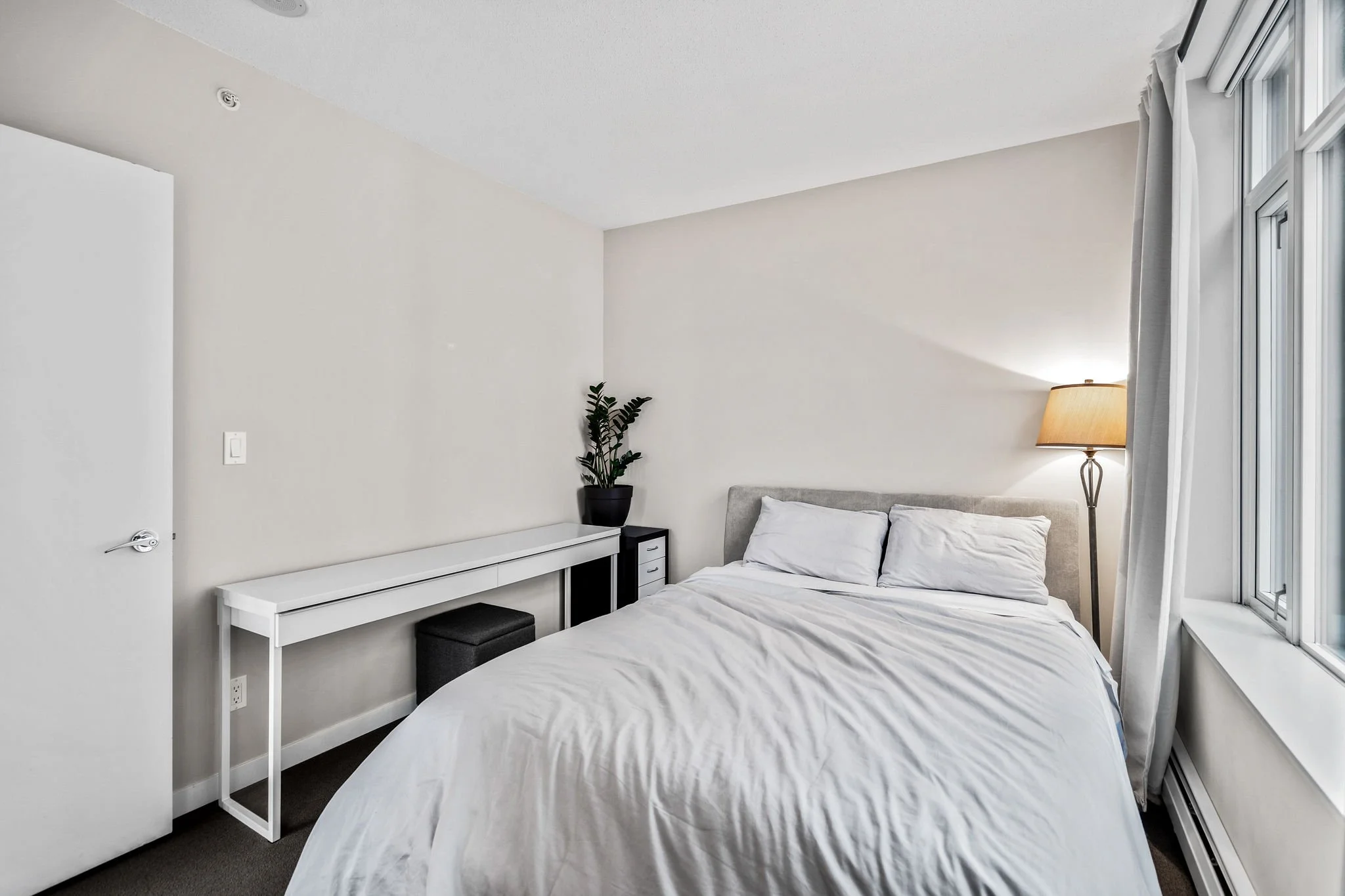 1708ColumbiaSt-22.jpg